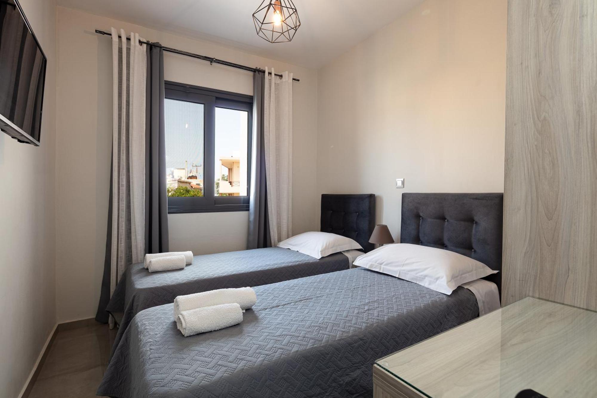 Nick And Helen Apartment Perivolia  Екстериор снимка
