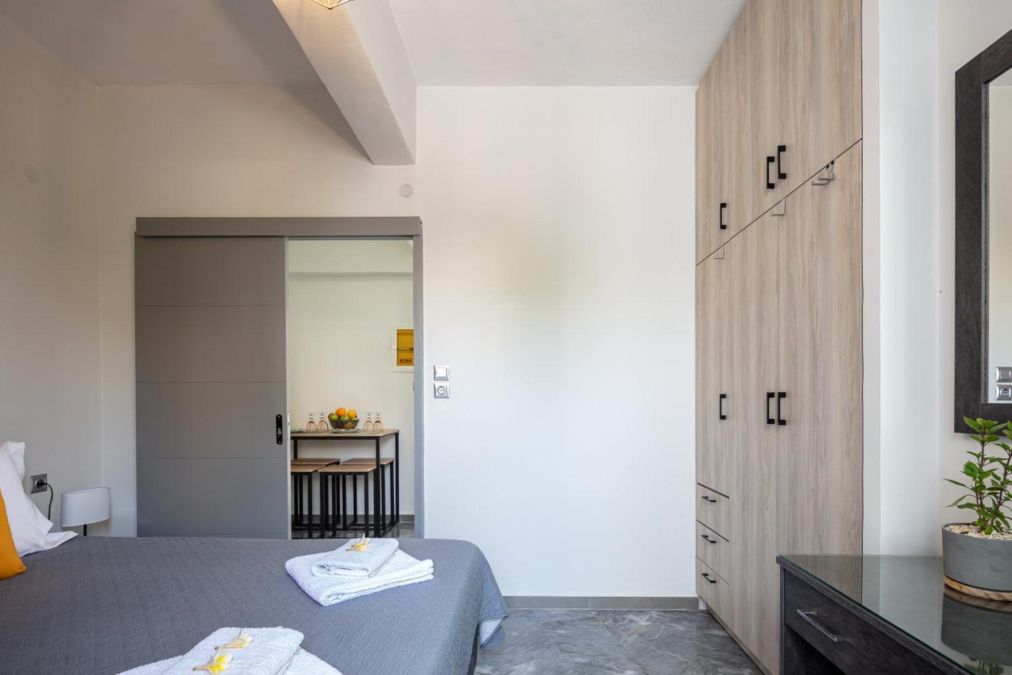 Nick And Helen Apartment Perivolia  Екстериор снимка